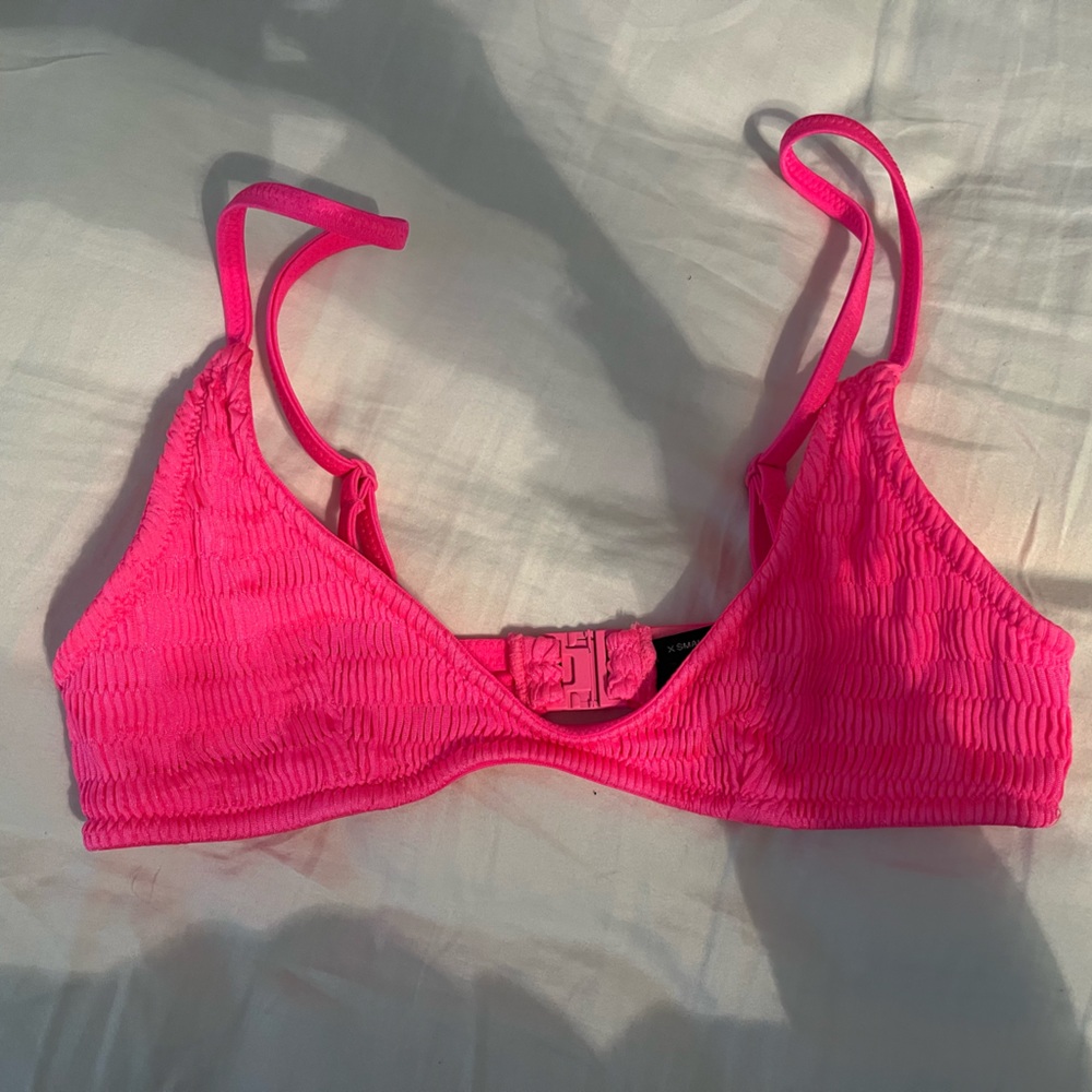 xs hot pink triangl top